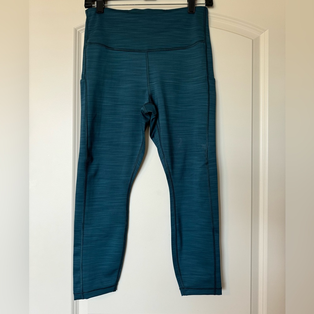 Athleta - Ultimate Stash Pocket 7/8 Tight - MP